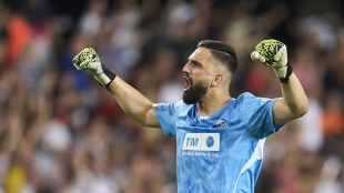 Mamardashvili genera dudas en el Valencia / Sporting News