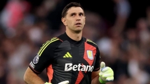 Aston Villa ya busca al reemplazo de Dibu Martínez para la próxima temporada