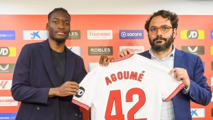 <p>Lucien Agoumé, player of Sevilla</p>
