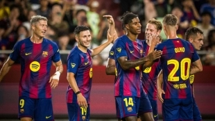 The players of Barcelona celebrate a goal