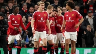 Manchester United is preparing 105 million for 2 top signings