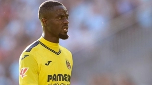 Eric Bailly signs for Oviedo.