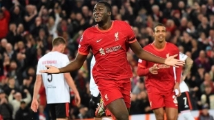 Konaté celebrates his goal against Benfica in the UEFA Champions League.