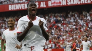 Lucien Agoumé, player of Sevilla.