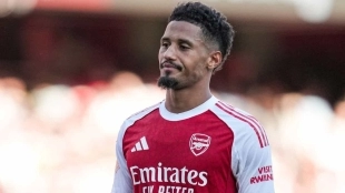 OFICIAL: Saliba renueva hasta 2030 con el Arsenal