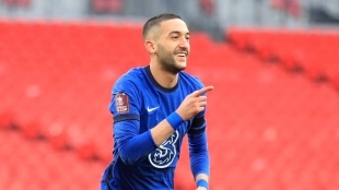 Ziyech playing in an FA Cup match