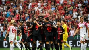 Los jugadores del Bayer Leverkusen celebran un gol