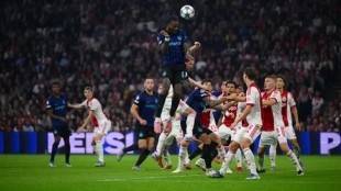 <p>Ajax Amsterdam - Inter Milan</p>