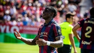 El Levante tiene ofertas por Etta Eyong / Superdeporte