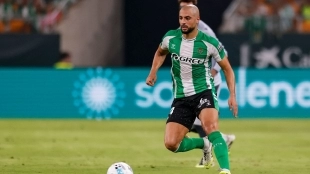 Real Betis wants to sign Amrabat / The Sun