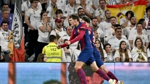 Andreas Christensen celebra un gol en el Real Madrid - Barcelona