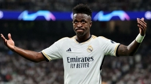 Vinicius tiene un pie fuera del Real Madrid / El Confidencial