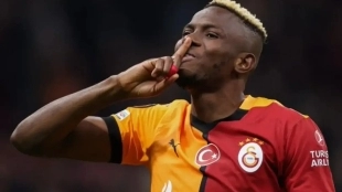 Victor Osimhen, on Barcelona's radar for the summer