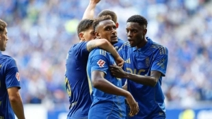 El Real Oviedo acelera para cerrar su primer fichaje invernal