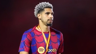 <p>Ronald Araujo, Uruguayan center-back of FC Barcelona</p>