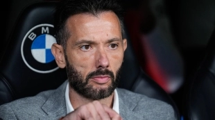 El Valencia ya negocia con Paco Alcácer / La Razón