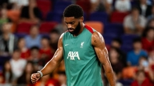 Joe Gomez finds it difficult to leave Liverpool / liverpoolfc.com