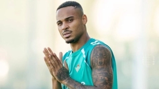 Natan durante un entrenamiento con el Real Betis