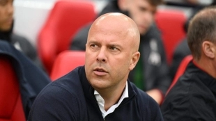 Arne Slot asks for Geertruida's signing / Elnacional