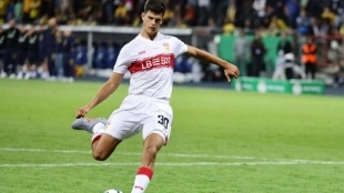 Chema Andrés during a match with Stuttgart