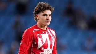 Julián Álvarez before a match with Atlético de Madrid.