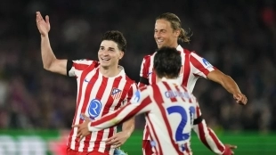 El Atlético piensa en Andy Robertson / EFE