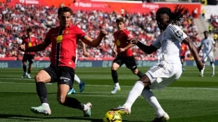 Real Madrid leaves LaLiga up for grabs | MARCA