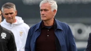 Mourinho turns down Benfica