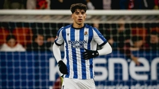 El Atleti toma ventaja en la carrera por Jon Martín