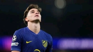 Julián Álvarez acerca su futuro al FC Barcelona