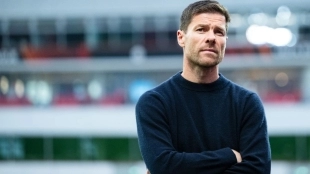 Tremendo enfado de Xabi Alonso con el Liverpool