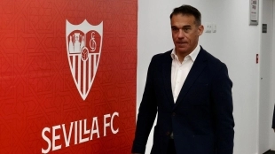 El Sevilla hace oficial su primer fichaje