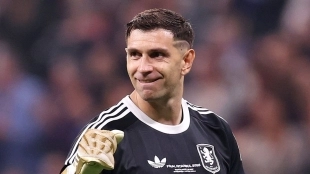 El Aston Villa elige al heredero del Dibu Martínez