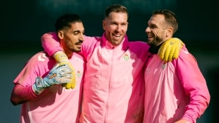 El Real Betis elige a su nuevo portero