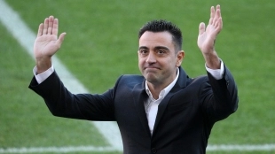 Xavi Hernández a un paso de volver a los banquillos
