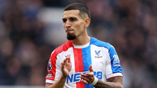 FC Barcelona wants to sign Daniel Muñoz, Crystal Palace's full-back.