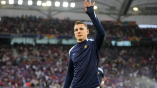 El Aston Villa elige al sustituto de Lucas Digne