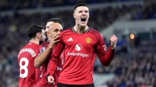 El Manchester United encuentra un relevo para su ataque