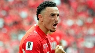 Inglaterra tienta a Rubén Vargas