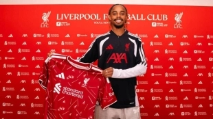 Oficial: el Liverpool rompe el mercado con Barcola