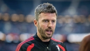 El Manchester United define 2 objetivos