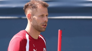El Villarreal CF cierra el fichaje de Peter Gulácsi por 2M€