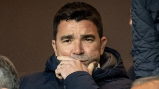 Deco busca lateral para el Barcelona
