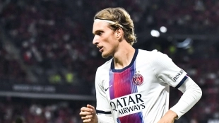 Los problemas de Mika Godts en el PSG