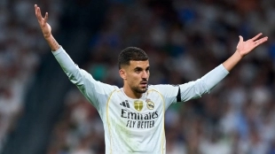 El Real Betis cierra el regreso de Dani Ceballos