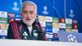 José Mourinho espía nuevos talentos