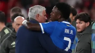Mourinho confiesa sus intenciones de futuro con Vinicius